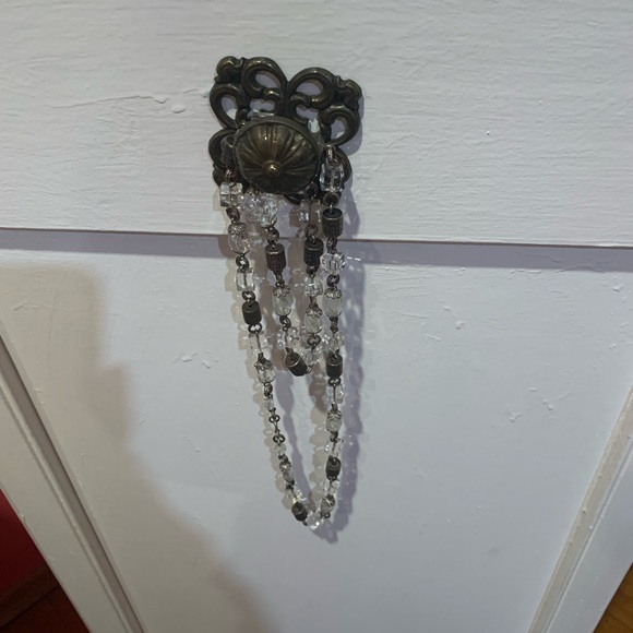 Beautiful Necklace - Picture 2 of 4